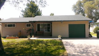 5 Dundee Ln, Pueblo, CO 81001-1727