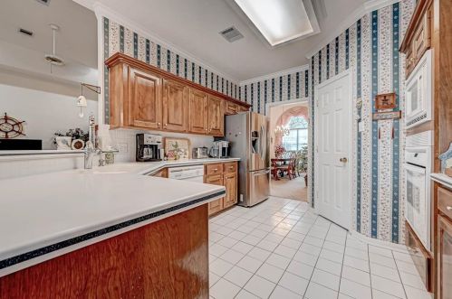 6009 Longmire Trl, Conroe TX  77304-4866 exterior