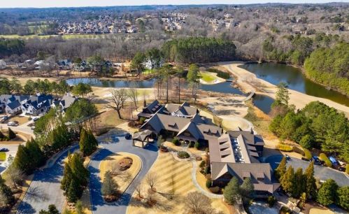 628 Crescent River Pass, Suwanee GA  30024 exterior
