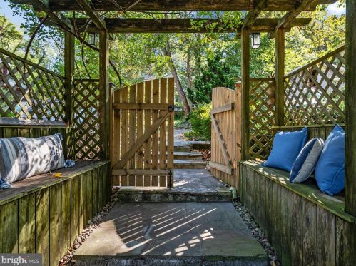 1444 Westway, Arnold, MD 21012-2428