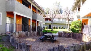 1531 Rialto Ave, Fontana CA  92335-4172 exterior