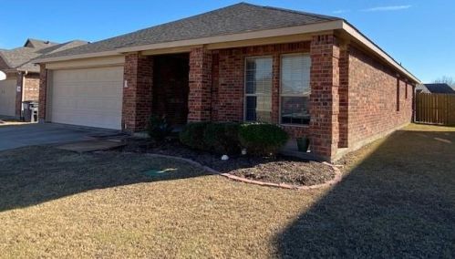 148 Meadow Crest Dr, Princeton TX  75407-2687 exterior