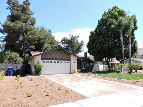 10986 Stonehenge Pl, Riverside, CA 92503-5929