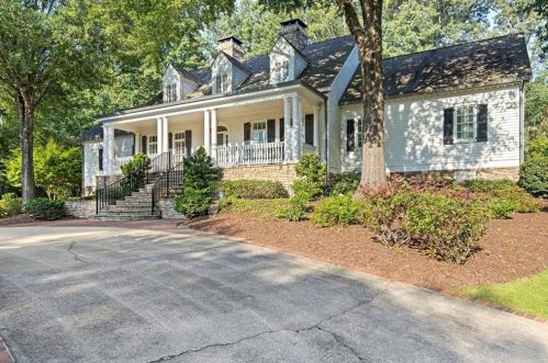 1335 Marietta Country Club Dr, Kennesaw, GA 30152-4733