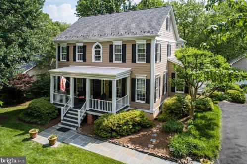 1020 Tyler St, Herndon, VA 20170-3252