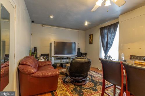 5926-28 12th St, Philadelphia, PA 19141