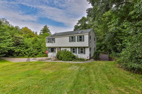 12 Al St, Derry NH  03038-5268 exterior