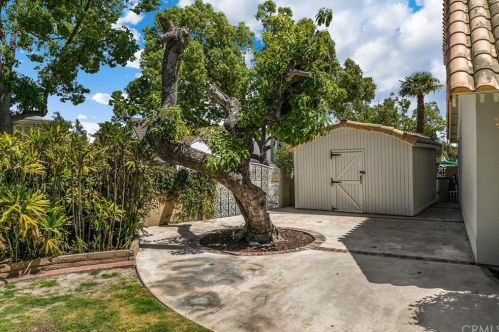 2929 Hempstead Rd, Anaheim CA  92806-4008 exterior