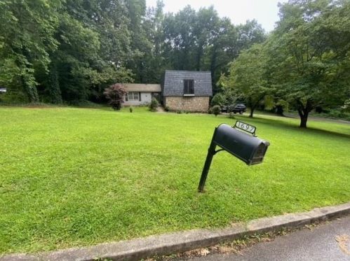 1697 Fox Holw, Lilburn, GA 30047-3307
