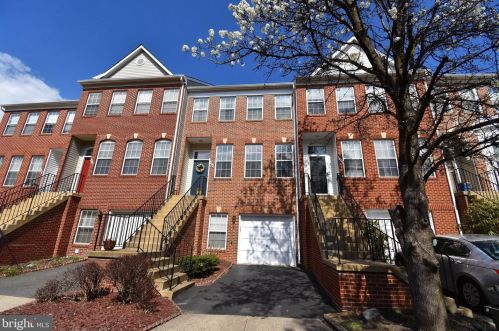 2564 James Monroe Cir, Herndon, VA 20171-4323