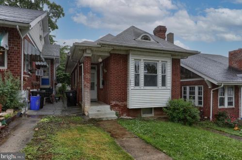 647 23rd St, Harrisburg, PA 17104-2712