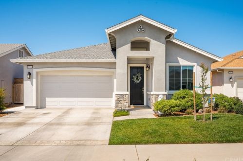 3309 Rogue River Dr, Chico, CA 95973