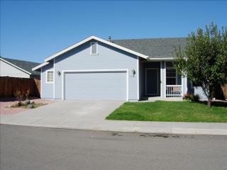 9589 Black Canyon Dr, Reno, NV 89506-2014