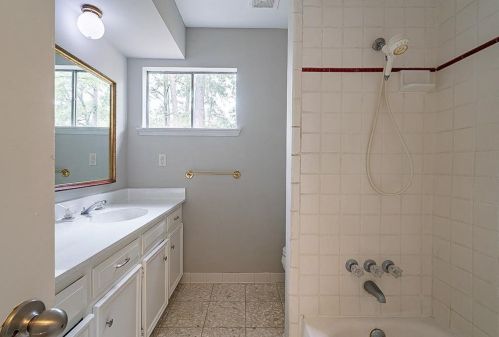 543 Braxton Bragg Ln, Conroe TX  77306 exterior