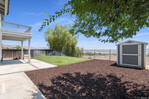8850 Greenlawn St, Riverside CA  92508-2521 exterior