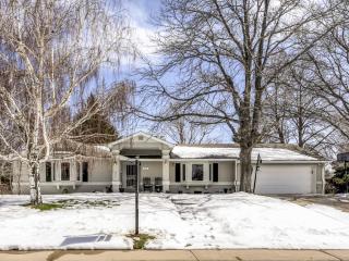 1820 Niagara Way, Denver CO  80224-2218 exterior