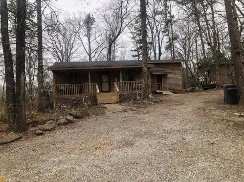 288 Duncan Bridge Trl, Cleveland, GA 30528-3214