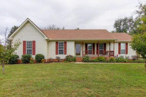141 Franklin Heights Dr, Murfreesboro, TN 37128-4759