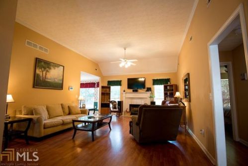 1930 Kevin Dr, Conyers, GA 30013-6449