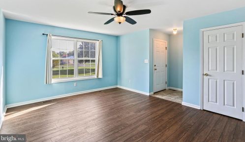 16917 Hampshire Dr, Williamsport MD  21795-3180 exterior
