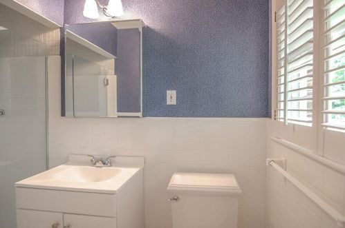 100 Finchley Ct, Atlanta GA  30328-2034 exterior