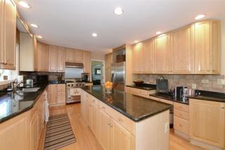 48 Bradford Ln, Oak Brook IL  60523-2322 exterior