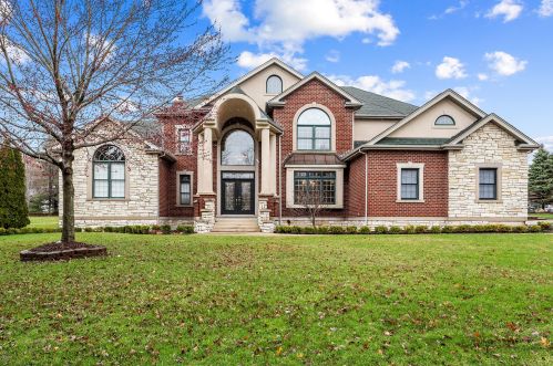 12924 Archer Ave, Lemont IL  60439-7431 exterior