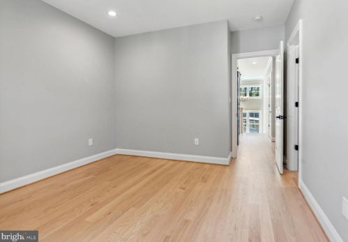 9111 Sligo Crk Pkwy, Silver Spring MD 20901-3361 exterior