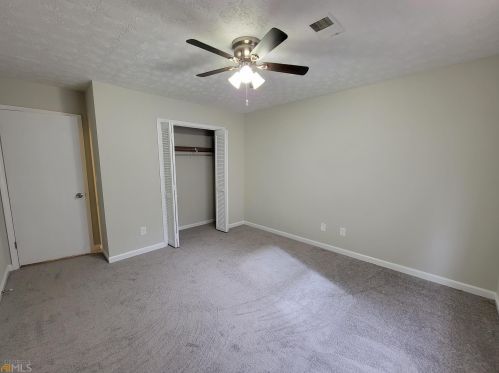 3099 Shl Crk Ct, Rex GA 30273-2426 exterior