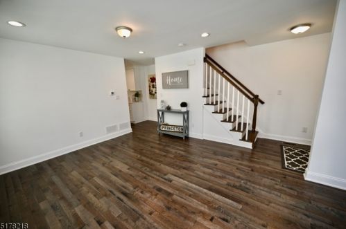 23 Moran Ave, Princeton, NJ 08542-3855