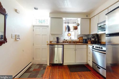 505 21st St, Philadelphia, PA 19130-3237