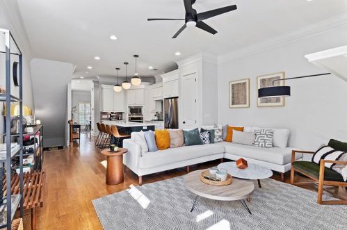 2479 Gatebury Cir, Atlanta GA  30341-2635 exterior