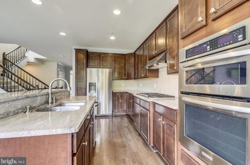 1520 Rabbit Holw Pl, Silver Spring MD 20906-6709 exterior