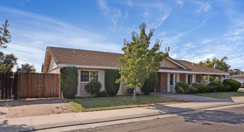 9019 Valley Oak Dr, Stockton, CA 95209-2074