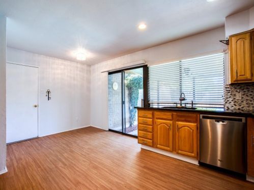 2713 Esquire Ln, Garland TX  75044-6167 exterior