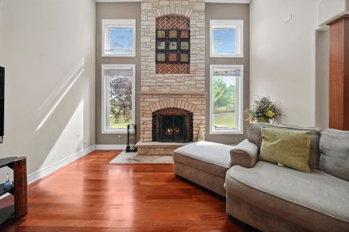 12465 Thornberry Dr, Lemont IL  60439-4616 exterior