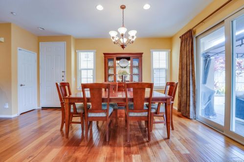 9219 Calmante Ln, San Diego, CA 92108-6747