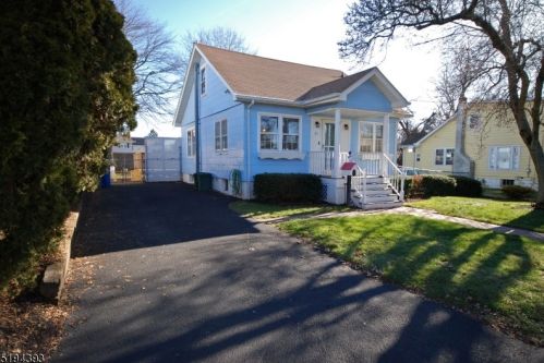 211 Howard Ave, South Bound Brook, NJ 08880-1149