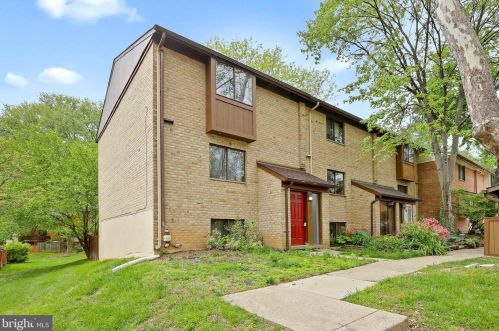 7357 Kerry Hill Ct, Columbia, MD 21045-5032