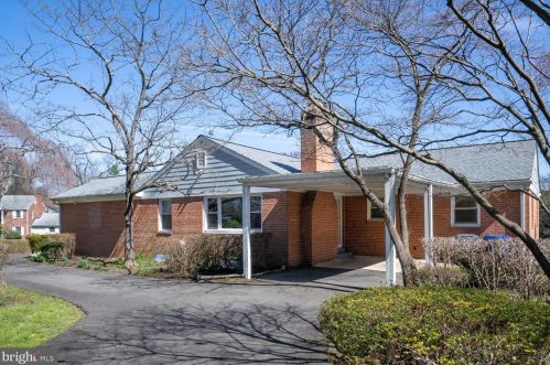 6451 Sleepy Ridge Rd, Falls Church, VA 22042-3149