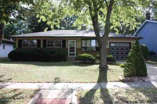 122 Evergreen Ln, Bloomington, IL 61704-4618