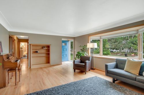 748 8th Ave, Saint Paul MN  55112-2728 exterior