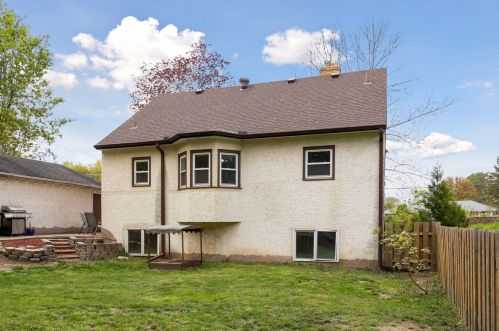 3874 County Line, Saint Paul MN  55110-1835 exterior
