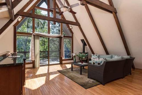 10574 Regency Cir, Truckee, CA 96161-1616