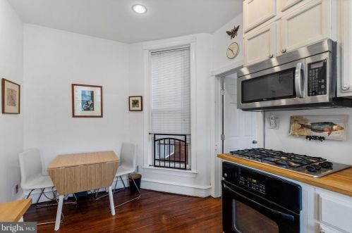 529 56th St, Philadelphia PA  19143-1925 exterior