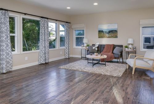 316 South St, Anaheim CA  92806-4429 exterior