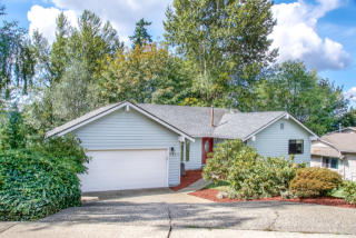 9505 163rd Pl, Redmond, WA 98052-3188