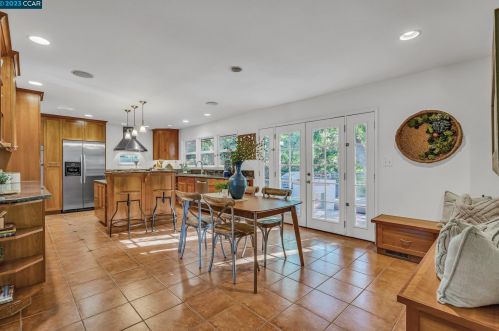 605 Calaveras Ct, Pacheco, CA 94553-4410