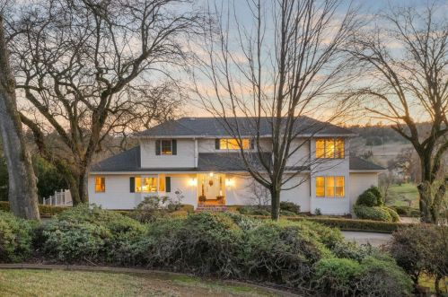 5660 Shingle Rd, Shingle Springs, CA 95682-9321