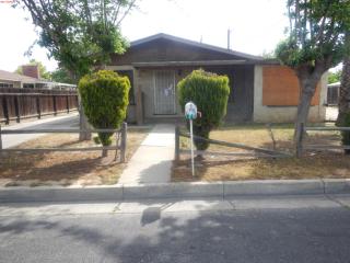 909 Merced St, Madera, CA 93638-2208